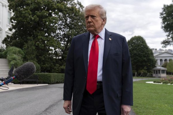 盈富忧配 特朗普称准备对俄罗斯实施第二阶段制裁